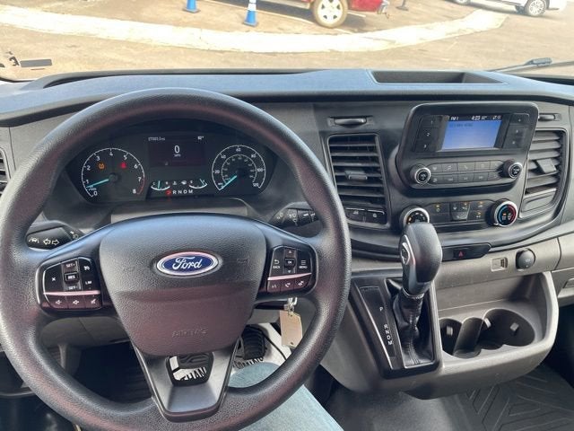 2024 Ford Transit Cargo Van T-250 148" Med Rf 9070 GVWR RWD