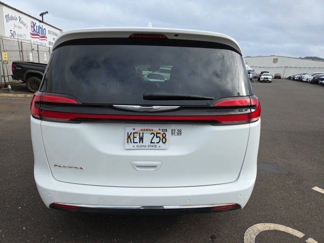 2022 Chrysler Pacifica Touring L
