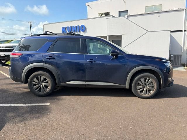 2023 Nissan Pathfinder SV