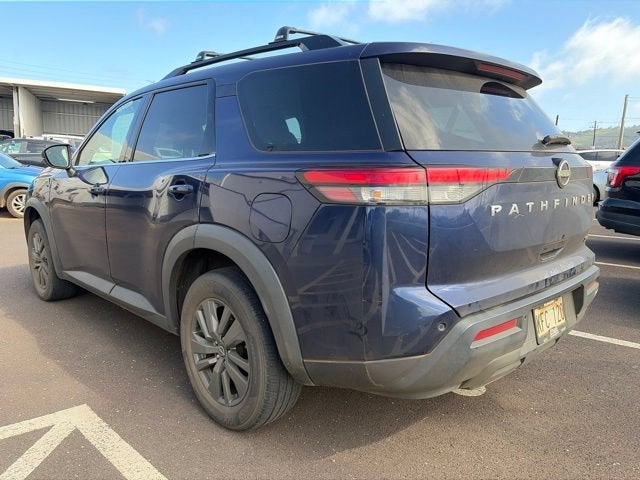 2023 Nissan Pathfinder SV