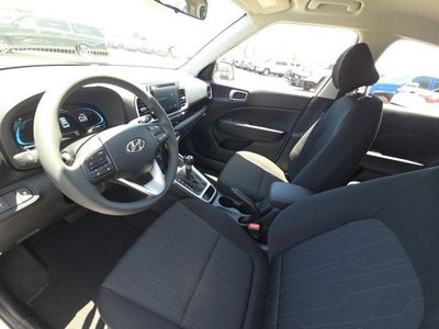 2026 Hyundai Venue SE