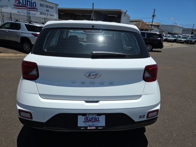 2026 Hyundai Venue SE