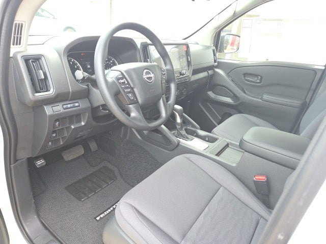 2025 Nissan Frontier S