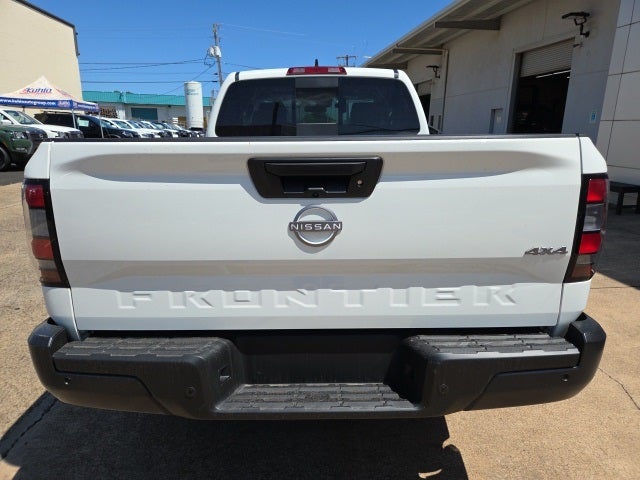 2025 Nissan Frontier S