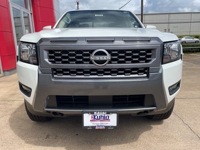 2025 Nissan Frontier SV