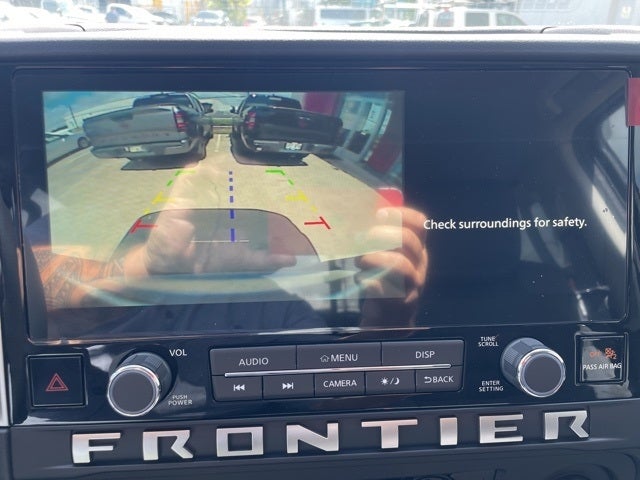 2025 Nissan Frontier SV