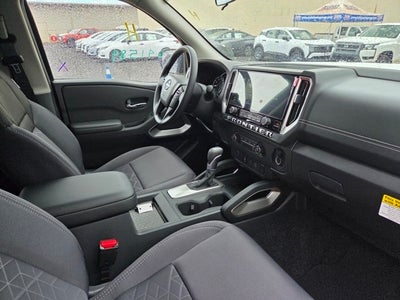 2025 Nissan Frontier SV