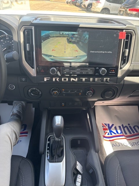 2025 Nissan Frontier SV