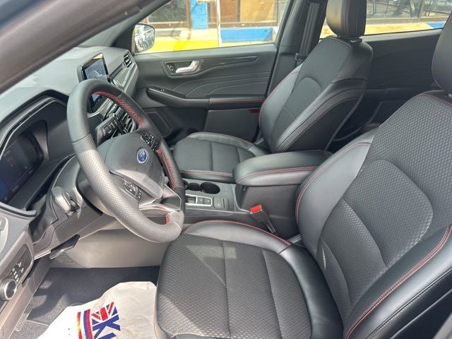 2025 Ford Escape Hybrid ST-Line