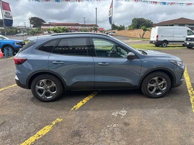 2025 Ford Escape Hybrid ST-Line