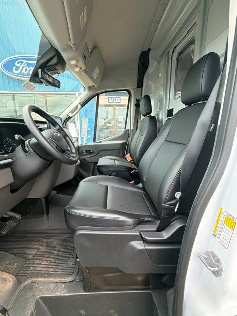 2025 Ford E-Transit-350 Base