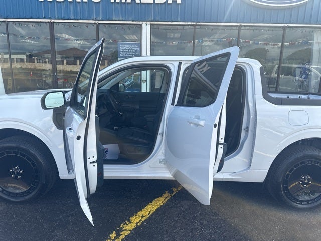 2025 Ford Maverick Lobo Standard