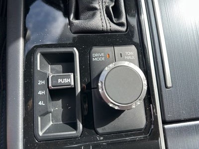 2023 Toyota Tundra Hybrid Platinum