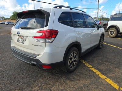 2022 Subaru Forester Premium